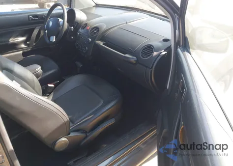 2008 Volkswagen New Beetle S из США, поврежденный, VIN 3VWPG31C48M506425